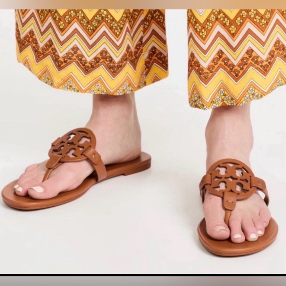 Tory Burch Miller Soft Leather Sandal Miele Brown Thong Sandals